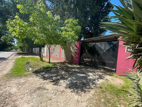 Venta Casa en Del Viso – 4 Dormitorios, Jardín, Parrilla y Cochera a 10 c de Panamericana