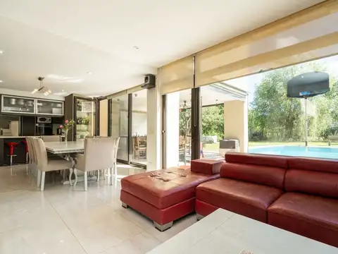 Casa en Venta de 4 dormitorios
