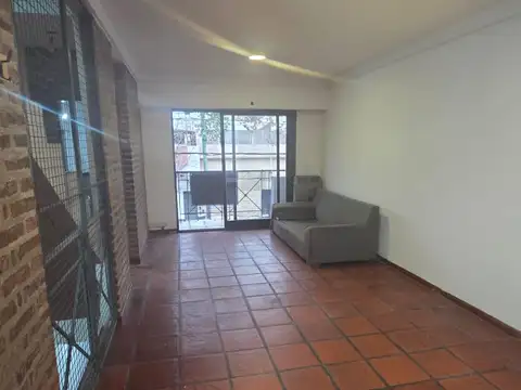 Depto Tipo Casa en Alquiler de 2 dormitorios