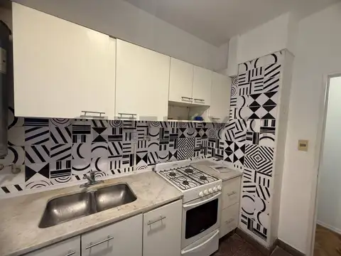 Departamento en Venta en Moron Sur, USD 103.000