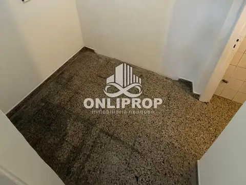 Oficina en Alquiler 40 años