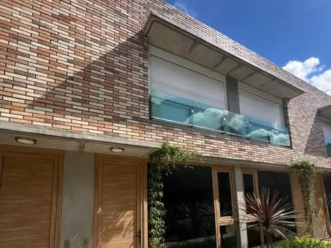 Casa en Venta 1 año