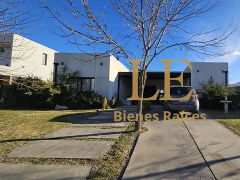 VENTA DE CASA EN EL NAUDIR