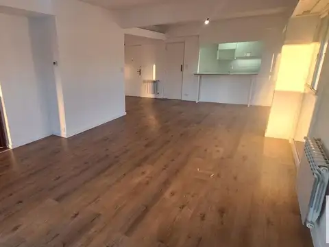 Departamento en venta - 4 Dormitorios 3 Baños - Bahía Blanca