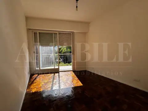 Avenida Álvarez Thomas 2700, Piso 5