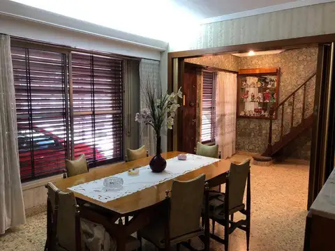 Casa en Venta con 1 cochera