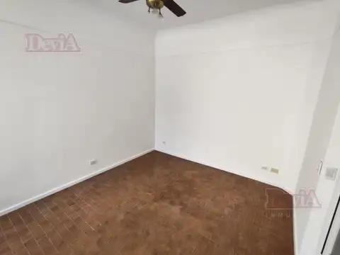 Depto Tipo Casa 3 ambientes con 2 baños