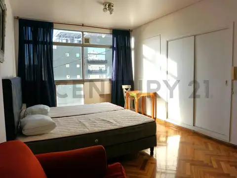 Avenida Rivadavia 1300, Piso 8