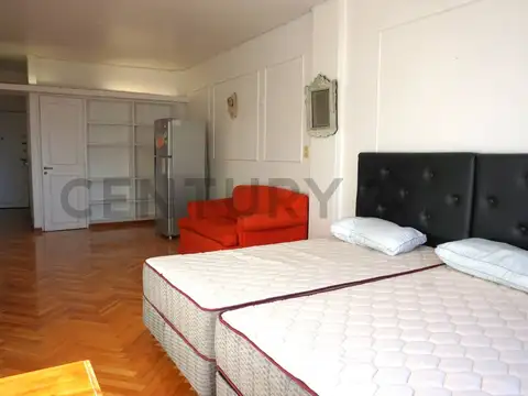 Venta Monoambiente Amplio, Luminoso y Vista Abierta en San Nicolás