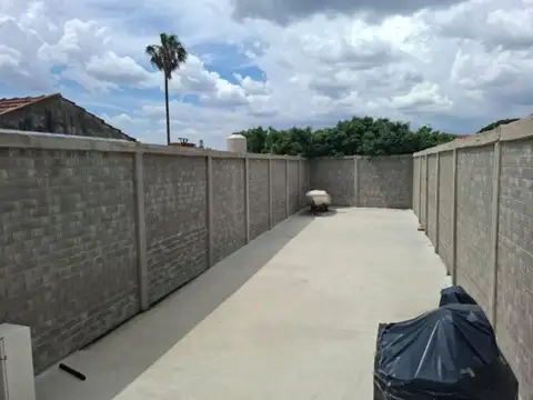 Galpon en Venta en Monte Chingolo, USD 140.000