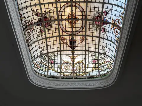 Depto Tipo Casa en Alquiler en Botanico, USD 2.500