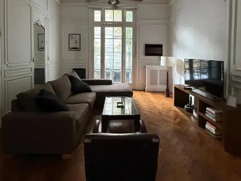 Depto Tipo Casa en Alquiler de 4 dormitorios