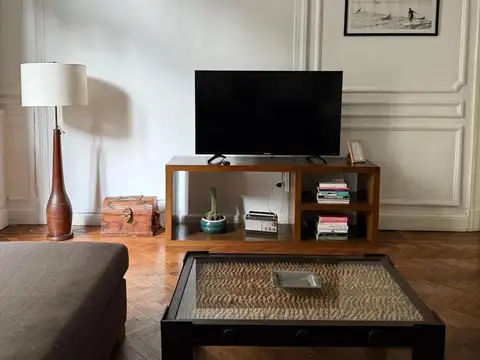 Depto Tipo Casa en Alquiler de 7 ambientes