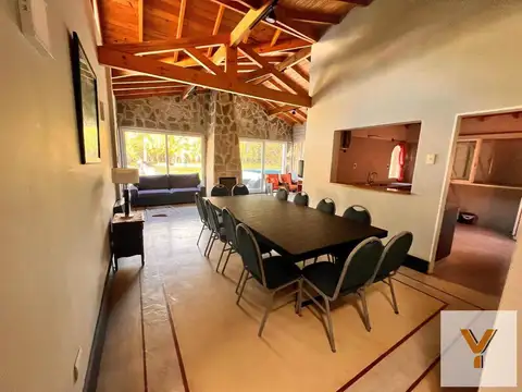 Casa en alquiler temporal - 4 dormitorios 4 baños - pileta y parque- Ezeiza