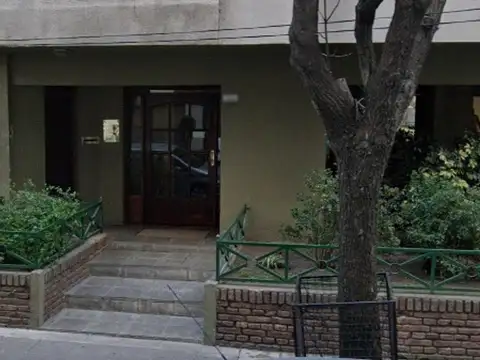 HERMOSA DEPARTAMENTO DE TRES AMBIENTES,MUY BIEN UBICADO