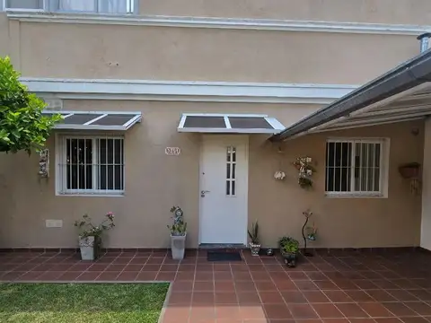 Depto Tipo Casa en Venta en Villa Bosch, USD 107.000