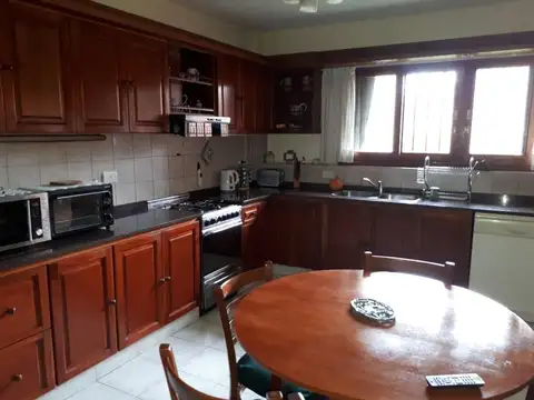 Casa en Venta en Castelar Norte, USD 430.000