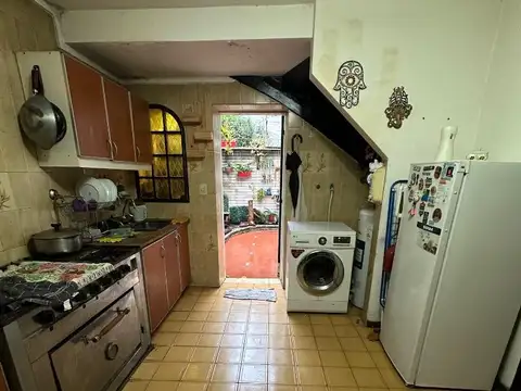 Casa 4 ambientes con 1 baño