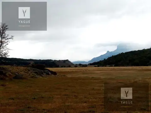 Establecimiento Agropecuario en Cordillera Santa Cruz