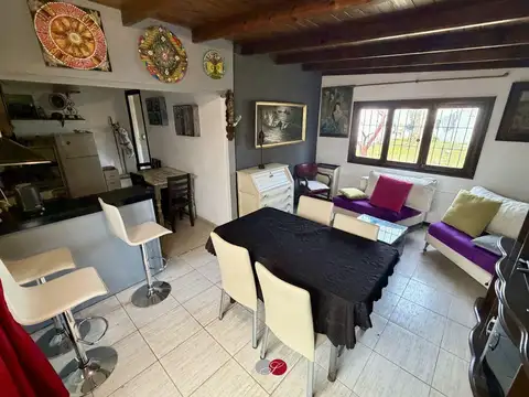 Depto Tipo Casa en Alquiler en Constitución, $ 900.000