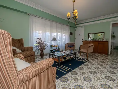 Casa en venta zona Juan B Justo