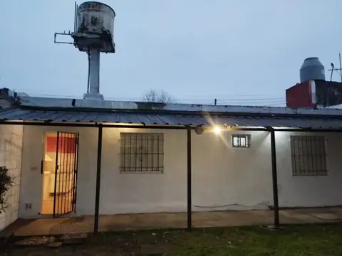 Casa en Alquiler con 1 cochera