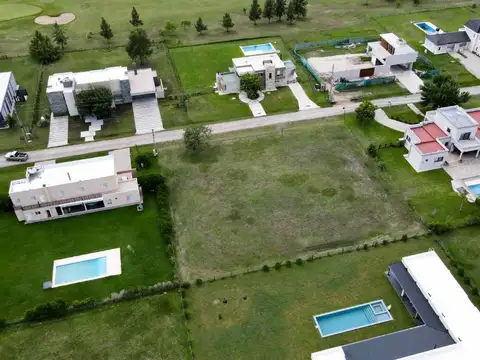 Avenida Juan Pablo II LOTE 108