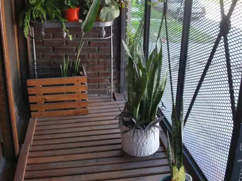 Luis Maria Campos 1200, Piso 0