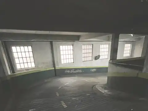 Cochera en Venta Cubierta