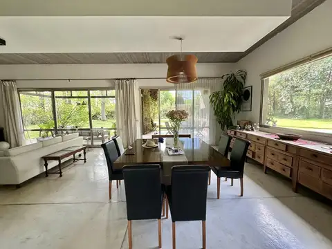 Casa en Venta Barrio Cerrado La Peregrina, Pilar - 5 ambientes