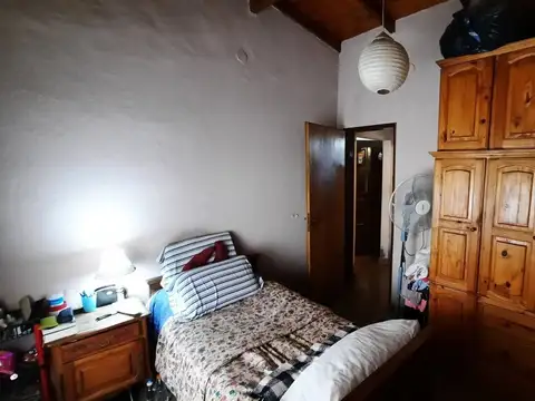 Casa 2 ambientes con 1 baño