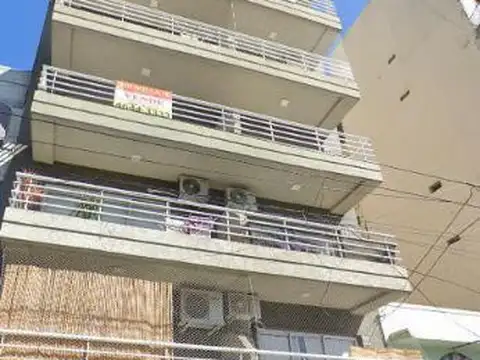 MONOAMBIENTE EN VILLA LURO A 3 CUADRAS DE PLAZA LOS ANDES 24 mts2 PISO 9