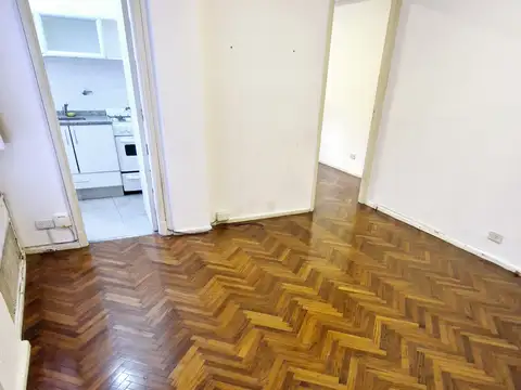 Avenida Montes De Oca 600, Piso 2