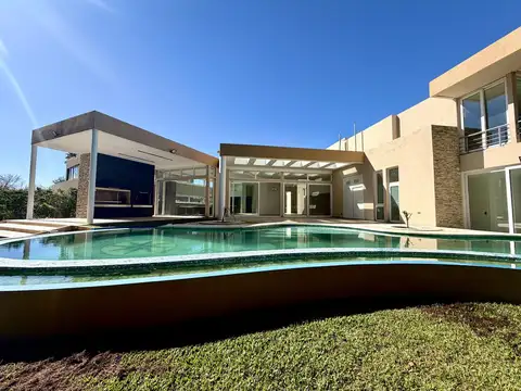 Casa en VENTA a Estrenar Barrio Cerrado Los Castores Nordelta Impacable