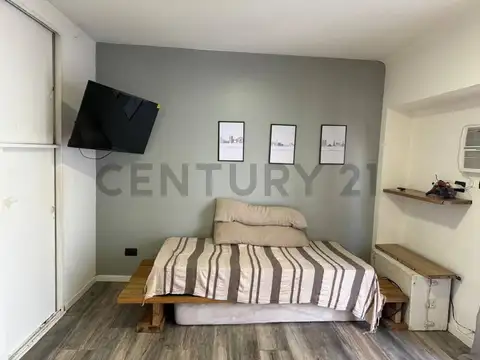 Riobamba 200, Piso 0