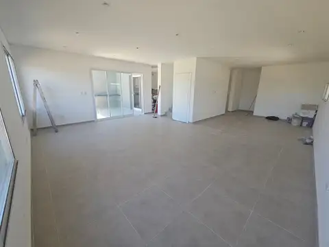 Casa en Venta en Pilar del Este - Santa Lucia, USD 198.000