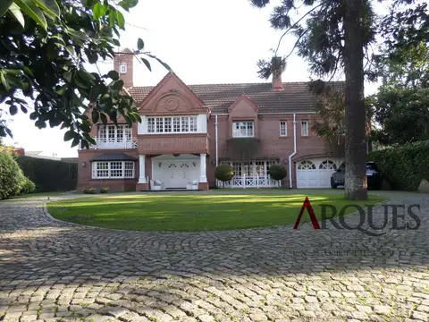 Casa en Venta de 5 dormitorios