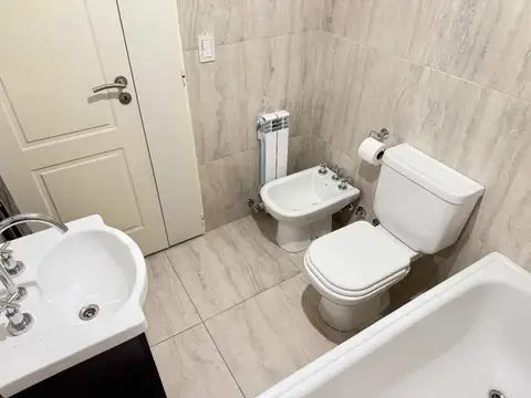 Departamento 3 ambientes con 2 baños