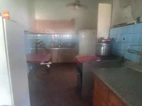 Casa en Venta con 5 cocheras