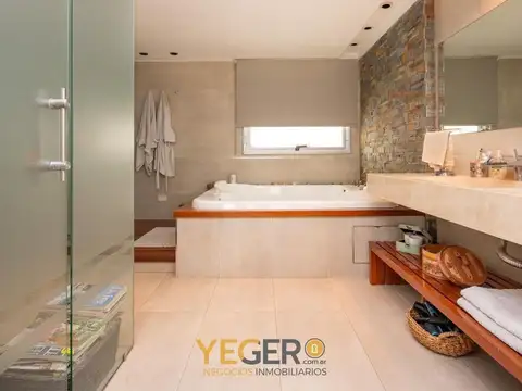 Departamento en Venta con 2 cocheras