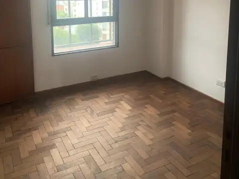 Departamento en Alquiler en Guemes, $ 800.000