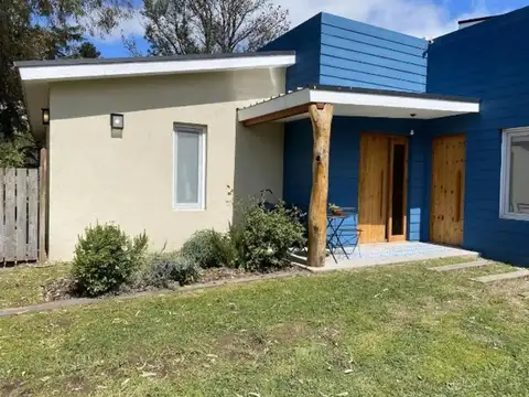 Casa 6 ambientes con 3 baños