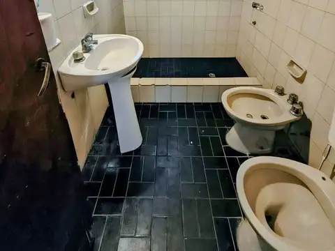 Venta casa multifamiliar PILAR DERQUI 460mtr total