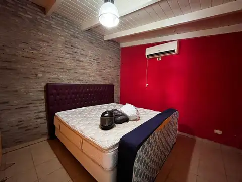 VENTA QUINCHO EN FUNES CON PILETA 1 DORMITORIO