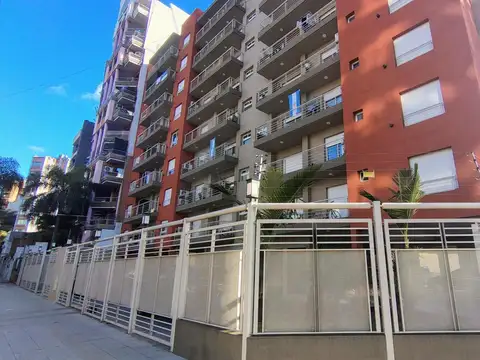 Machado 1100, Piso 6