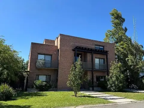 Casa  en Venta en Senderos 1, Pilar, G.B.A. Zona Norte