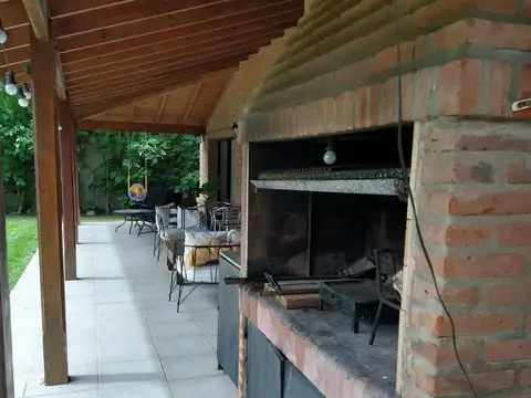 Casa en Alquiler de 3 dormitorios