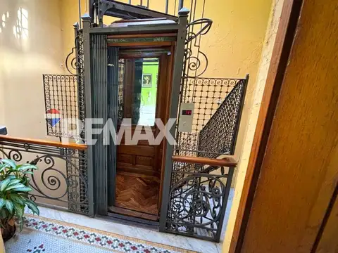 Depto Tipo Casa en Venta de 7 ambientes