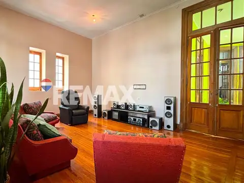 EN VENTA PH ÚNICO EN BALVANERA C/ASCENSOR y AZOTEA