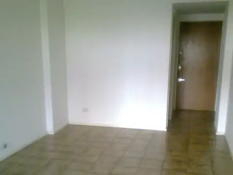 MARIO BRAVO 200, Piso 2